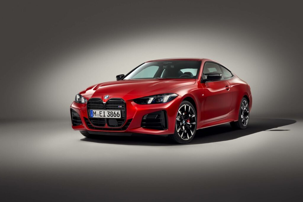 Studio_BMW_M4Coupe_34Front_02